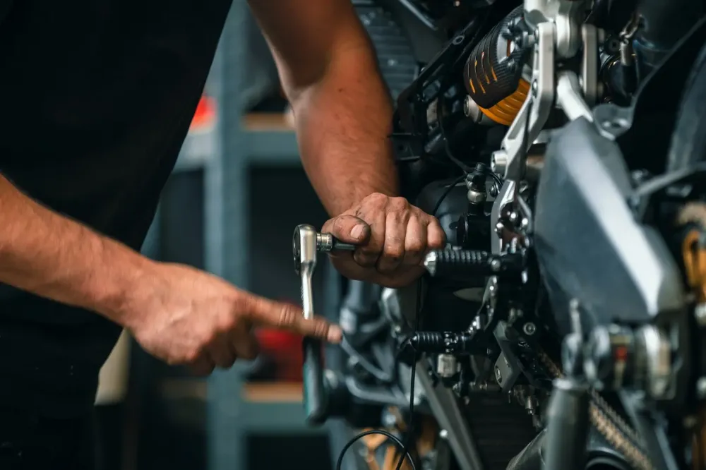 Réparation motos Rieju à Estrablin